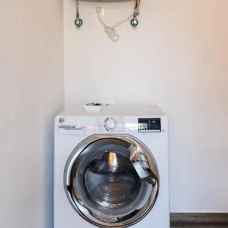 Mari Urbani * לה ספציה