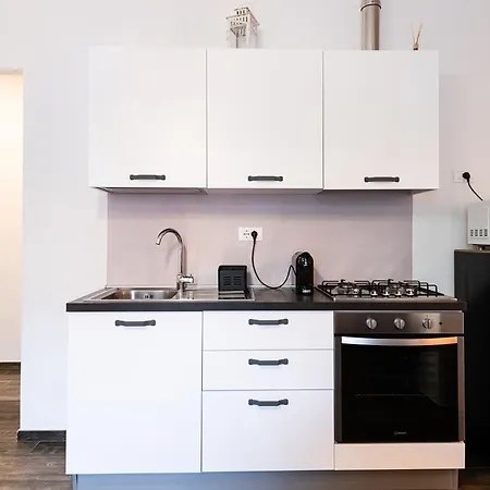 Mari Urbani Λα Σπέτσια