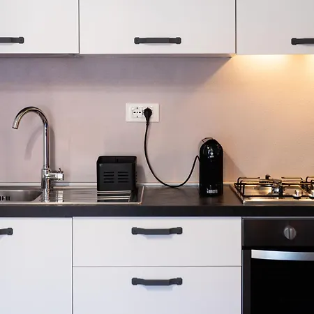 Apartament Mari Urbani *