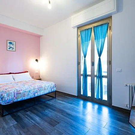 Mari Urbani Διαμέρισμα *